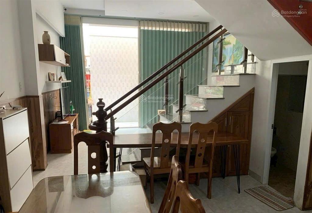 Nhà 3 tầng, hẻm ô tô lý thánh tôn, đang sẵn dòng tiền cho thuê khá ổn áp. giá 12 tỷ