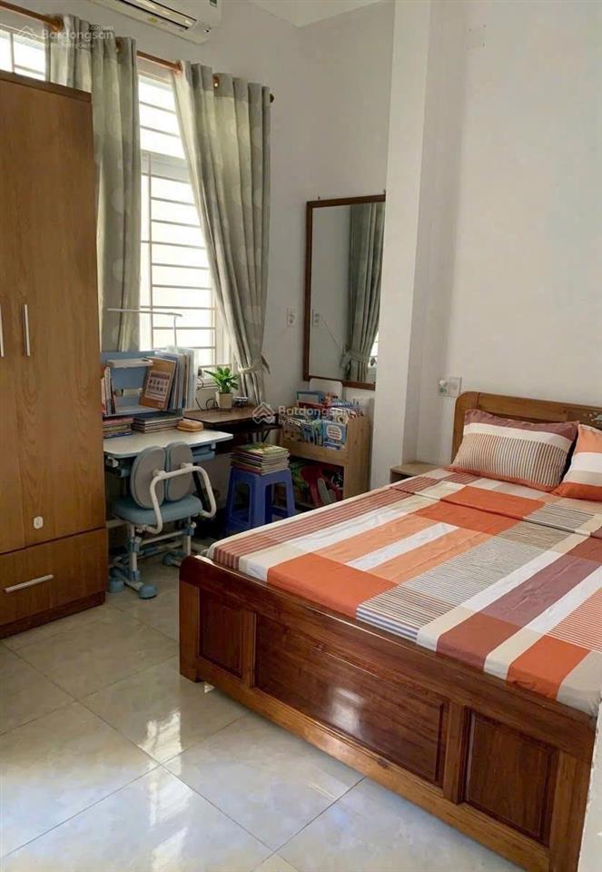Nhà 3 tầng, hẻm ô tô lý thánh tôn, đang sẵn dòng tiền cho thuê khá ổn áp. giá 12 tỷ