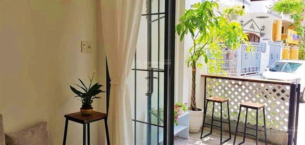 Nhà 4 tầng ngô quyền  đi ra biển trần phú 180m * hẻm 6m ô tô thông. giá 9 tỷ