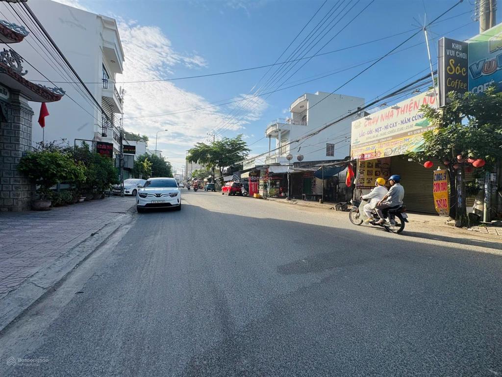 Đất mặt tiền nguyễn khuyến, vị trí đắc địa. giá 16,3 tỷ