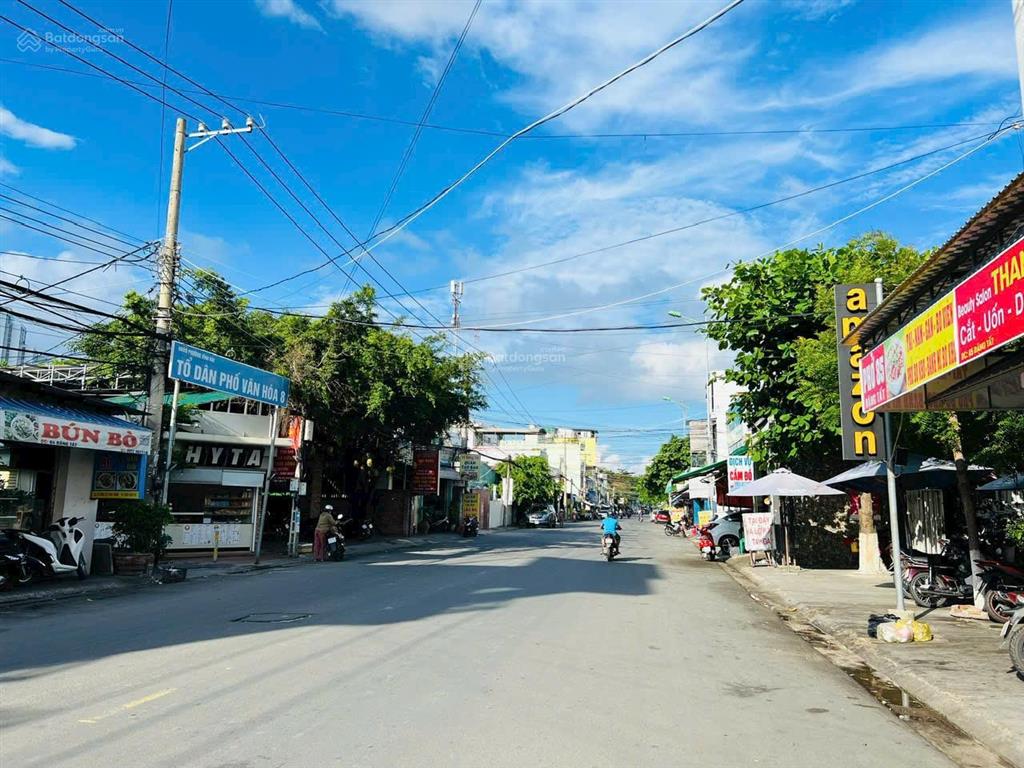 Mặt tiền đường đặng tất, ngang dài gần 13m * cách biển hòn chồng 404m giá 80,1 tỷ