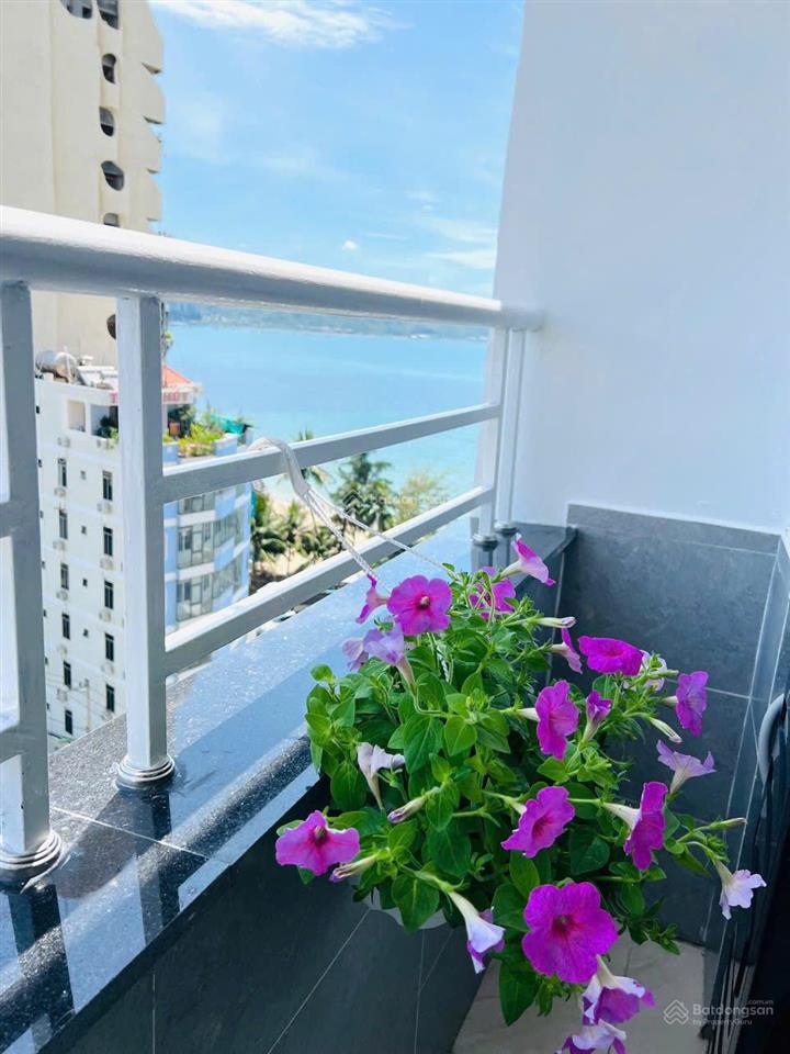 View xéo biển hòn chồng mường thanh viễn triều  tòa oc1a (tầng 10) giá 3,7 tỷ
