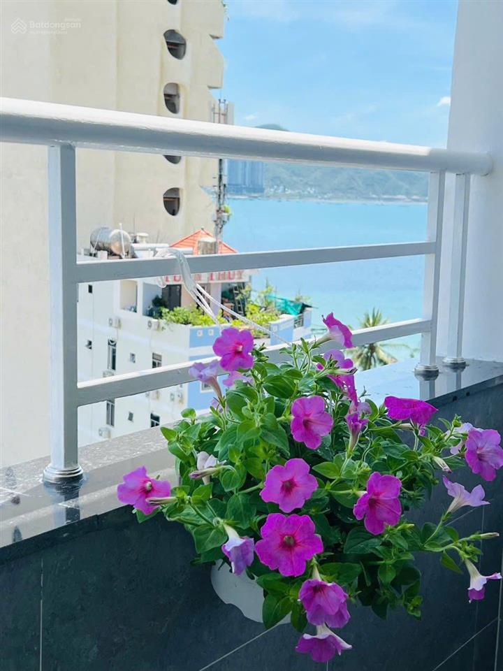 View xéo biển hòn chồng mường thanh viễn triều  tòa oc1a (tầng 10) giá 3,7 tỷ