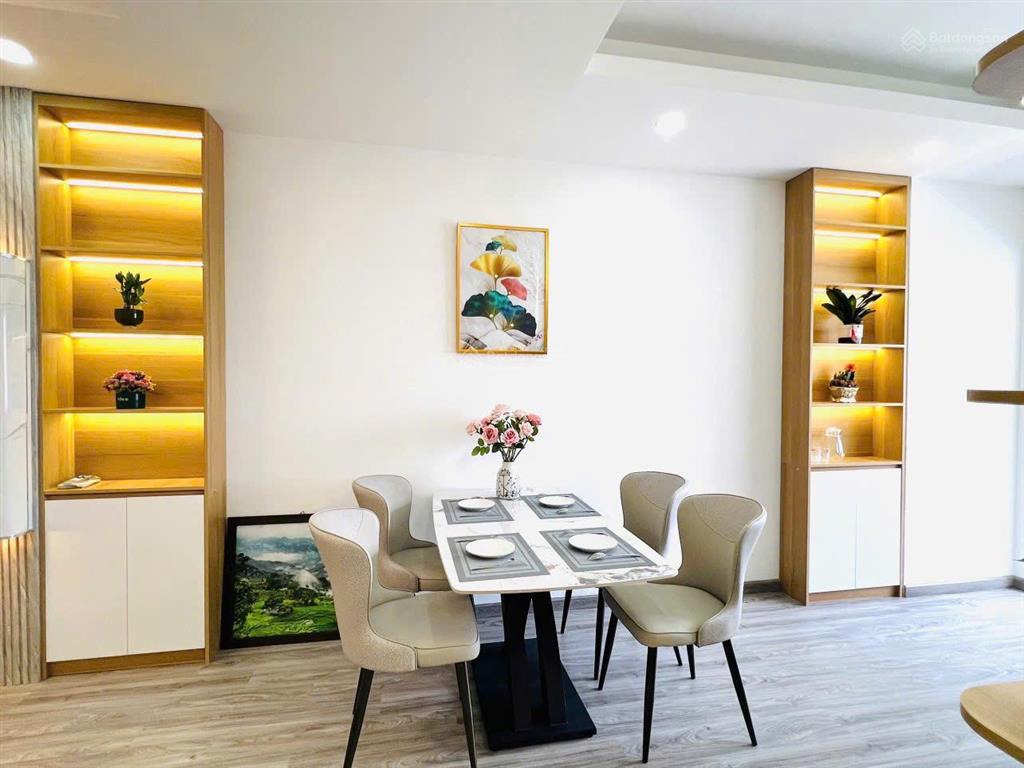 View xéo biển hòn chồng mường thanh viễn triều  tòa oc1a (tầng 10) giá 3,7 tỷ