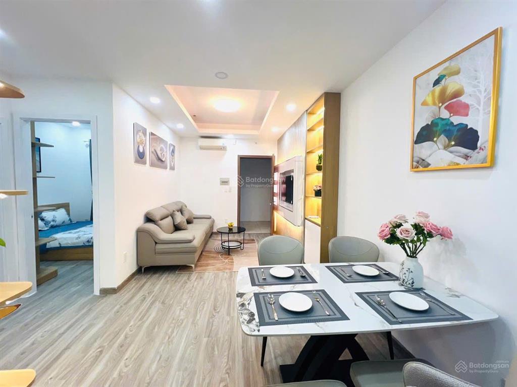 View xéo biển hòn chồng mường thanh viễn triều  tòa oc1a (tầng 10) giá 3,7 tỷ