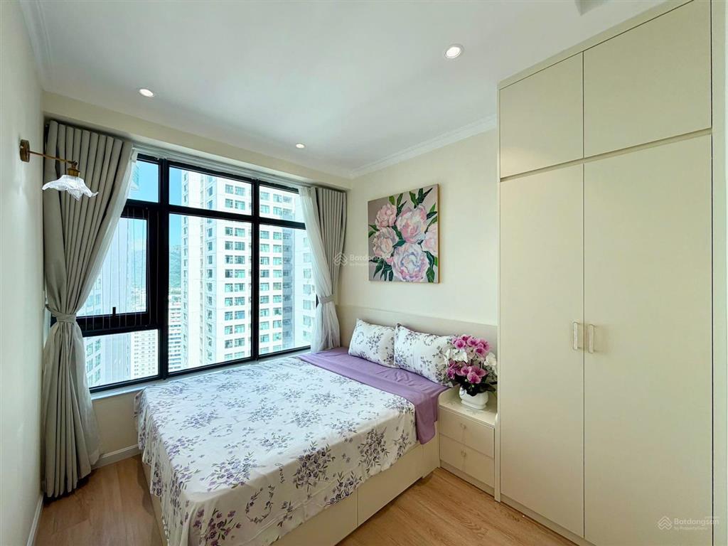 View xéo biển hòn chồng mường thanh viễn triều  tòa oc2a (tầng 29). giá 2,950 tỷ