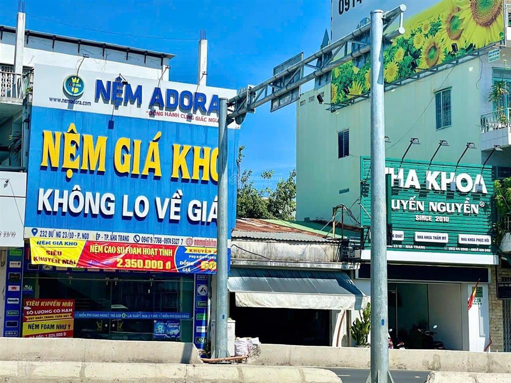 Nhà 2 tầng , mặt tiền đường 23/10  đang cho thuê kinh doanh ổn áp. giá 9,2 tỷ