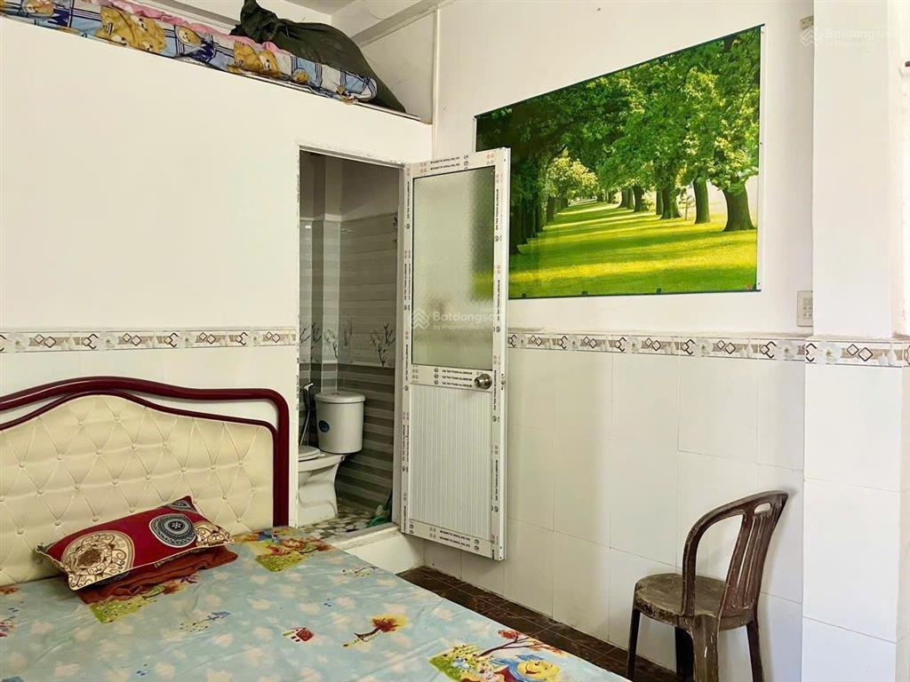 Nhà 2 tầng , mặt tiền đường 23/10  đang cho thuê kinh doanh ổn áp. giá 9,2 tỷ
