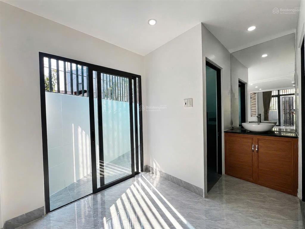 Góc 2 mặt thoáng, hẻm đường phước huệ, sẵn nhà 1,5 tầng new (vào là ở). giá 4,5 tỷ