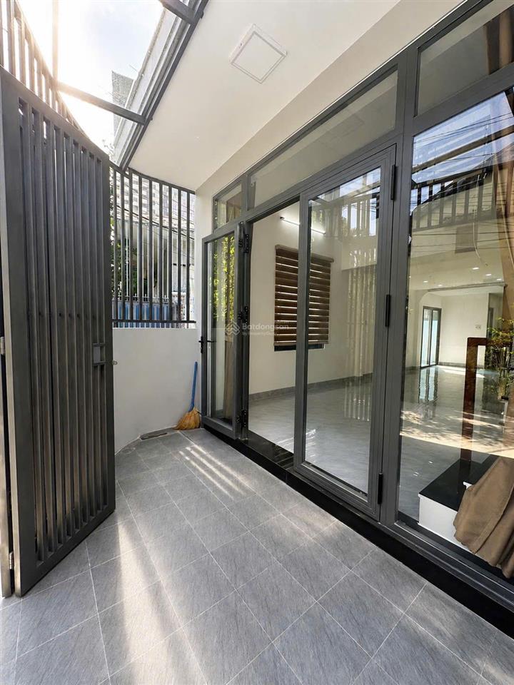 Góc 2 mặt thoáng, hẻm đường phước huệ, sẵn nhà 1,5 tầng new (vào là ở). giá 4,5 tỷ