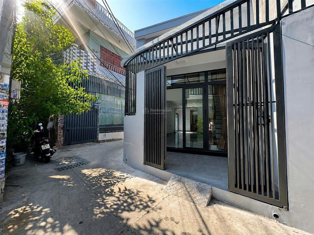 Góc 2 mặt thoáng, hẻm đường phước huệ, sẵn nhà 1,5 tầng new (vào là ở). giá 4,5 tỷ