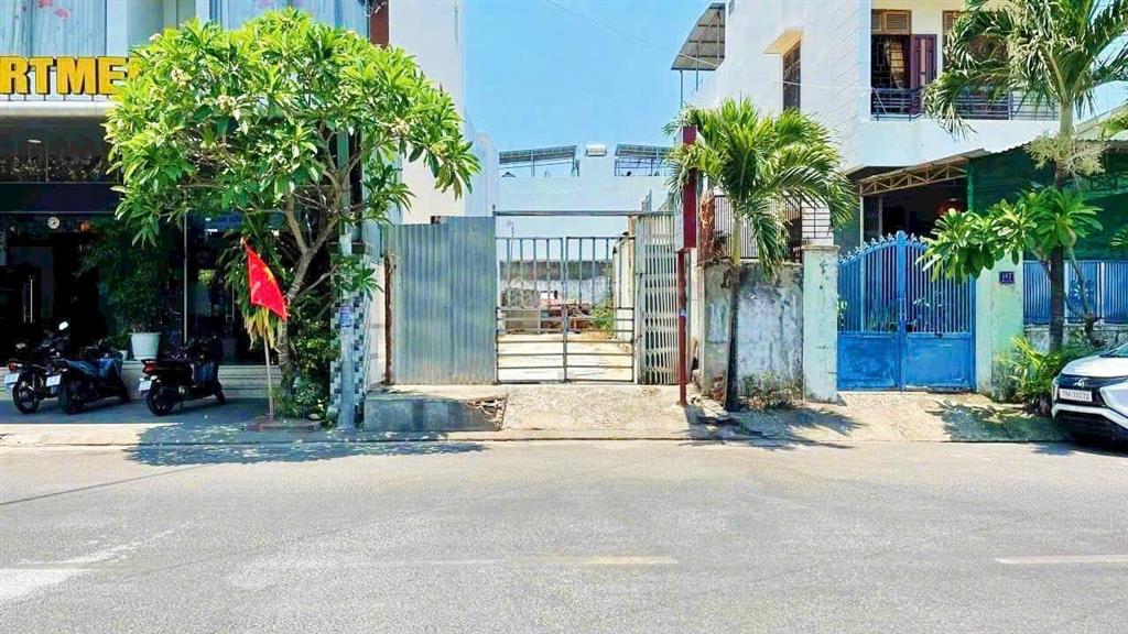 Mặt tiền đường củ chi  151m cách biển hòn chồng 700m (giá 16,9 tỷ)
