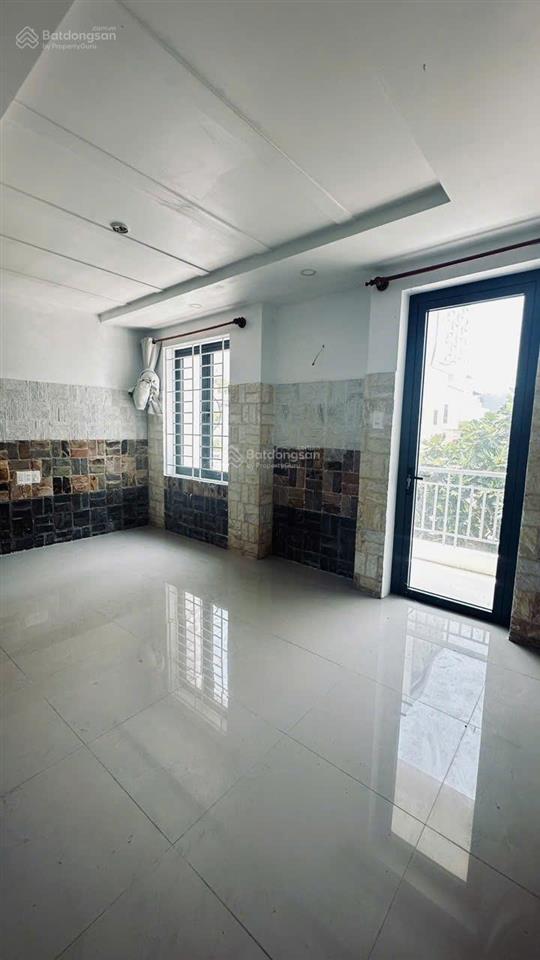 Tòa căn hộ 7 tầng, đường lê văn huân. cách biển 150m. giá 17 tỷ