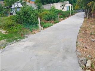 Đất vườn sau lưng cụm công nghiệp đắc lộc  ngang 22m. phù hợp quy hoạch đất ở. giá 2,4 tỷ