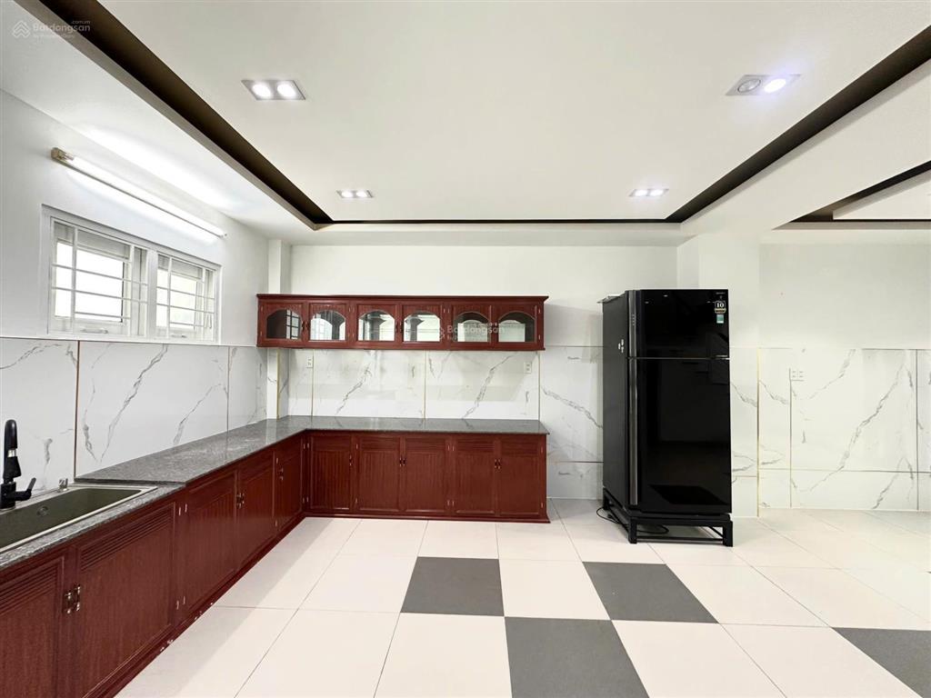 Nhà 2 tầng b6 khu đô thị vĩnh điềm trung  giáp đường cầu dứa  phú nông. giá 10 tỷ