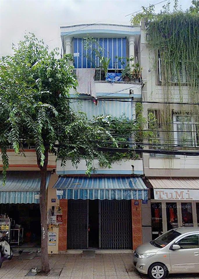 Nhà 3 tầng  đường nguyễn thị minh khai cách biển trần phú 1,2km. giá 10,5 tỷ