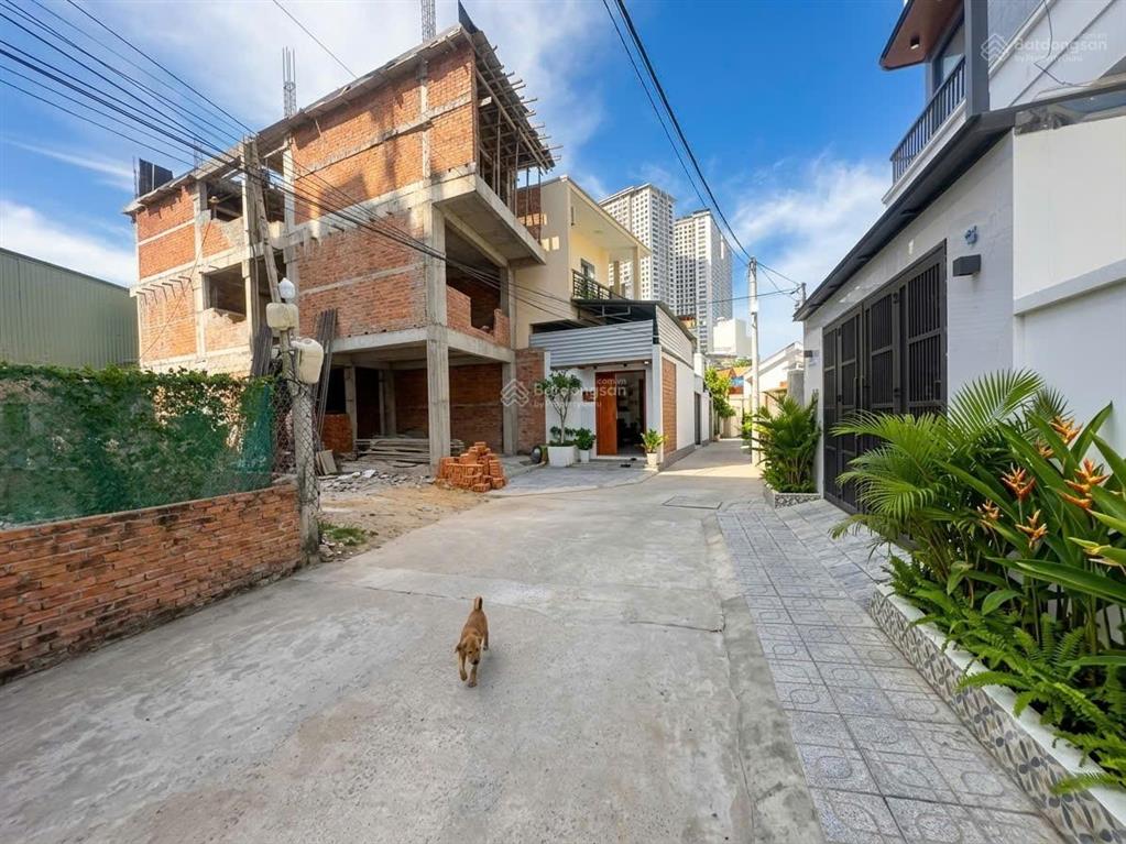 Hẻm ô tô đường đoàn trần nghiệp  phù hợp xây căn hộ, nghỉ dưỡng ra biển hòn chồng 500m 6 tỷ