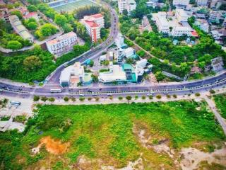 [ đất sát đường phạm văn đồng  khu hòn đỏ ] * qua đường là biển hòn chồng * giá  5,420 tỷ