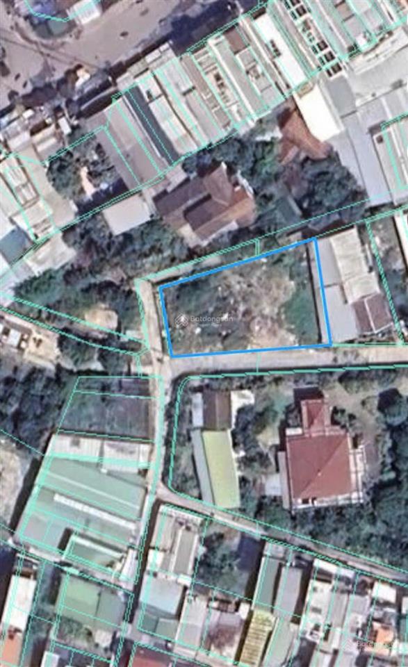 3 mặt tiền đặng lộ, ôm 3 đường ô tô dài 90m * sát chung cư hưng phú. giá 27tr/m²