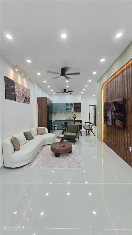 Nhà 3 tầng mặt tiền đường đồng nai  mới xây full nội thất * gần tố hữu * giá 11,9 tỷ