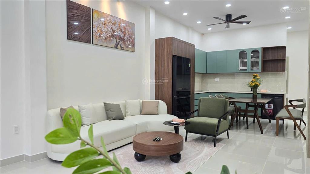 Nhà 3 tầng mặt tiền đường đồng nai  mới xây full nội thất * gần tố hữu * giá 11,9 tỷ