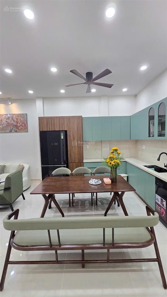 Nhà 3 tầng mặt tiền đường đồng nai  mới xây full nội thất * gần tố hữu * giá 11,9 tỷ