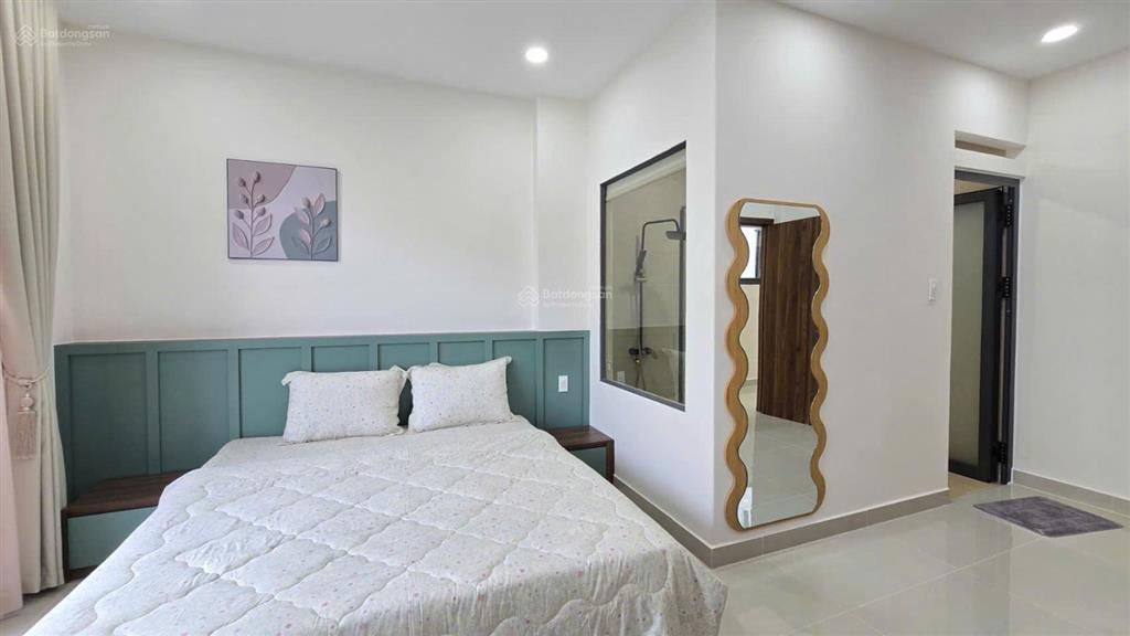 Nhà 3 tầng mặt tiền đường đồng nai  mới xây full nội thất * gần tố hữu * giá 11,9 tỷ