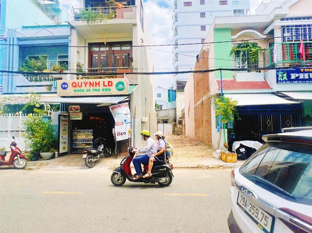 Mặt tiền đường cô bắc  vị trí kinh doanh bao ngon (gần chợ xóm mới)  giá 14 tỷ