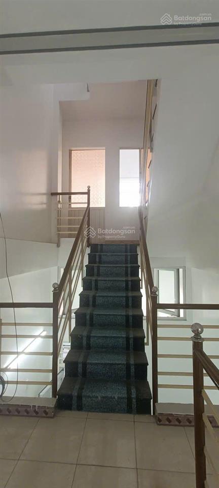 Nhà 4 tầng trần quý cáp  kề bên bệnh viện tín đức * vị trí kinh doanh ổn áp. giá 7,150 tỷ