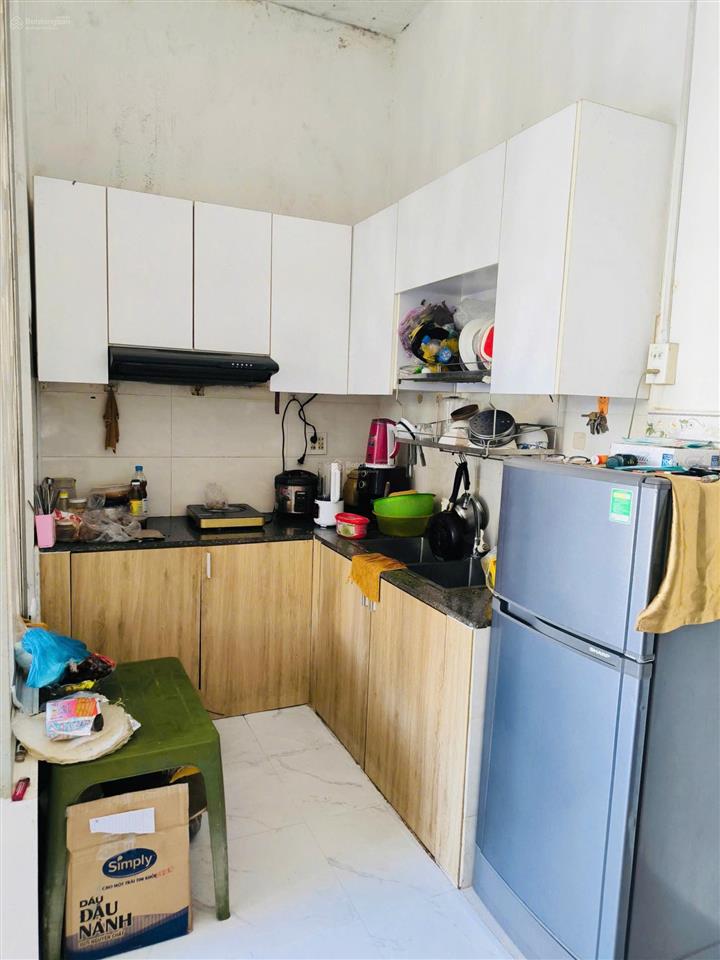 Nhà 2 tầng, sát đường số 22, gần khu đô thị vcn phước long đi ra sông quán trường 70m. giá 4,2 tỷ