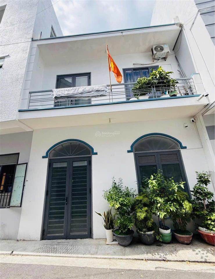 Nhà 2 tầng hẻm sư vạn hạnh  khu at [ đường ô tô rộng 5m ] giá 2,5 tỷ