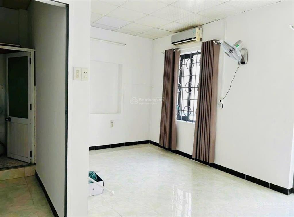 Nhà 2 tầng hẻm sư vạn hạnh  khu at [ đường ô tô rộng 5m ] giá 2,5 tỷ