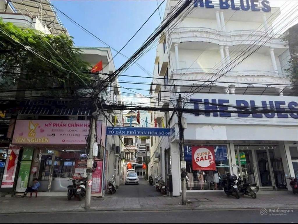 Nhà 3 tầng đường ô tô quang trung, hẻm 4m. cách biển trần phú 450m. giá 7,5 tỷ