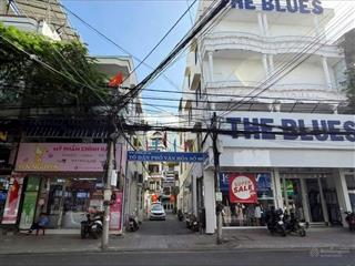 Nhà 3 tầng đường ô tô quang trung, hẻm 4m. cách biển trần phú 450m. giá 7,5 tỷ
