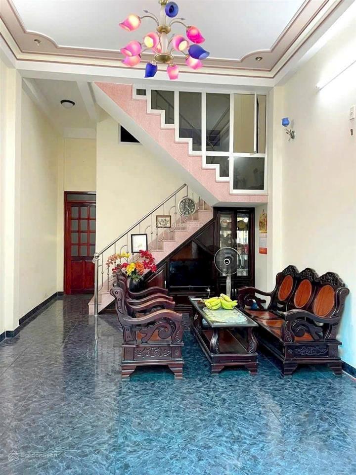 Nhà 3 tầng đường ô tô quang trung, hẻm 4m. cách biển trần phú 450m. giá 7,5 tỷ