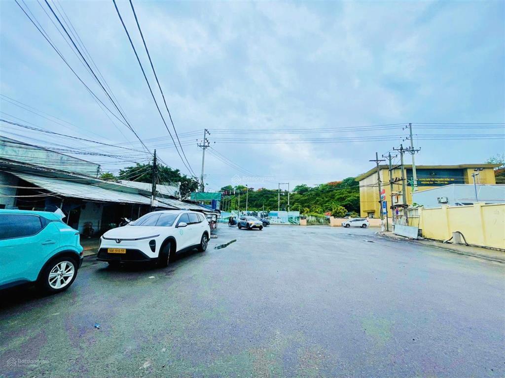 Đất sát đường trần phú  đường trước đất rộng thênh thang 23m. giá 7,3 tỷ