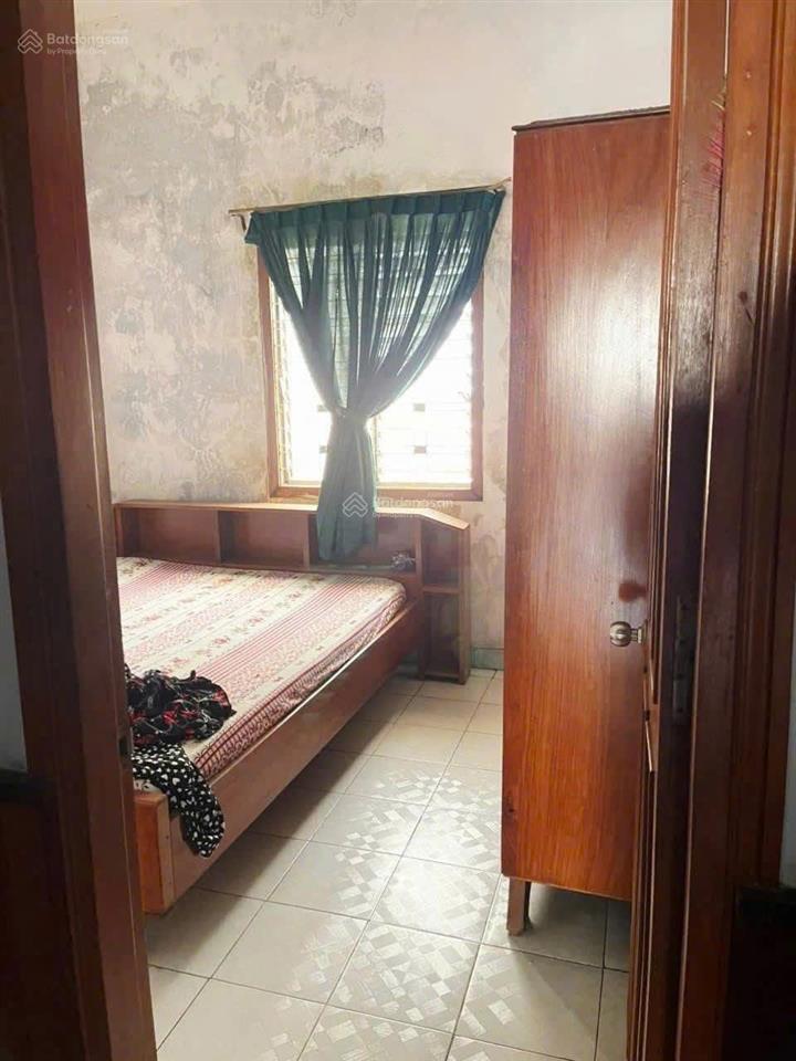 Nhà 3 tầng mặt tiền lạc long quân  vị trí kd ổn áp. giá 7,850 tỷ