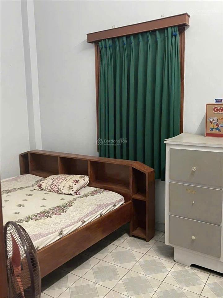 Nhà 3 tầng mặt tiền lạc long quân  vị trí kd ổn áp. giá 7,850 tỷ