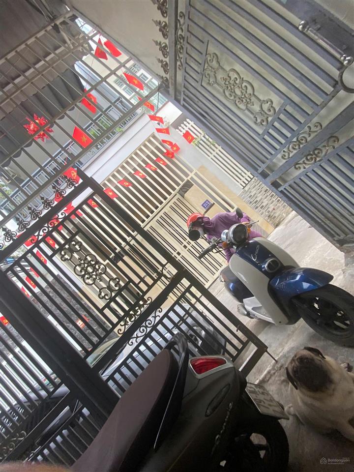 Nhà 2 tầng hẻm trương hán siêu, ở ok, cách biển trần phú 1,3km. giá 7,99 tỷ