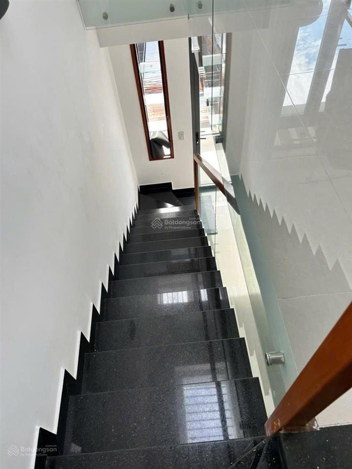 Nhà new 3 tầng hẻm bắc sơn  cách biển hòn chồng 400m  cách đường chính ô tô  15m* giá  5,050 tỷ