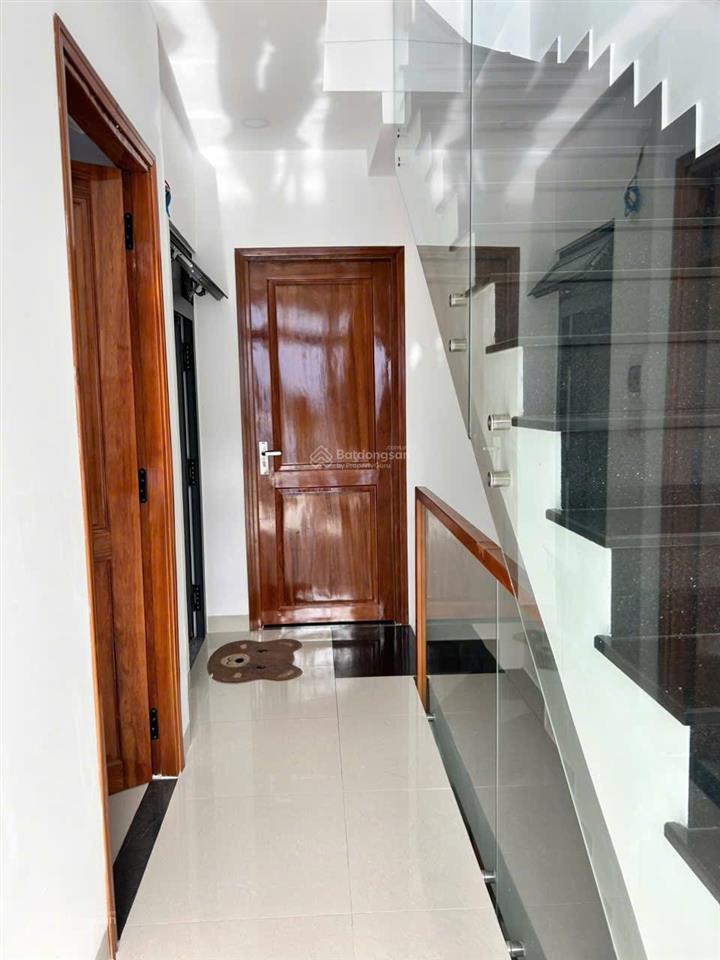 Nhà new 3 tầng hẻm bắc sơn  cách biển hòn chồng 400m  cách đường chính ô tô  15m* giá  5,050 tỷ