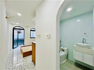 Nhà 2 tầng new, hẻm hùng vương, cách biển trần phú 300m giá 4,850 tỷ