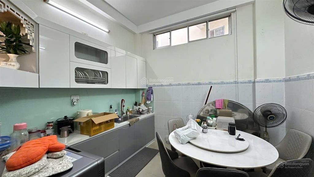Nhà 5 tầng hẻm pasteur, giáp ngã tư đường yersin  trần hưng đạo. giá 10,7 tỷ