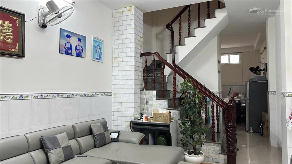 Nhà 5 tầng hẻm pasteur, giáp ngã tư đường yersin  trần hưng đạo. giá 10,7 tỷ