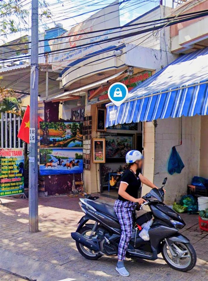Nhà mặt tiền đường phước long  sát đường lê hồng phong (có vỉa hè, đang kinh doanh ổn) giá 6,7 tỷ