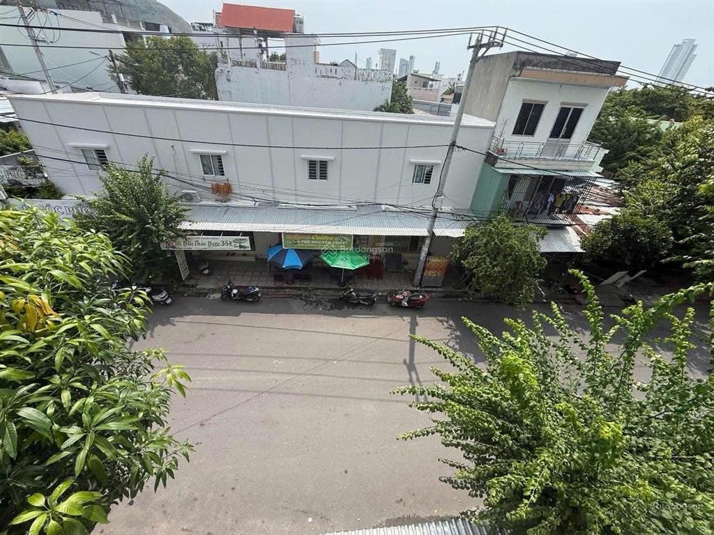 Nhà 2 tầng đường lê nghị  ngang 6m ( đối diện trường tiểu học vĩnh hoà 1. giá 4,680 tỷ
