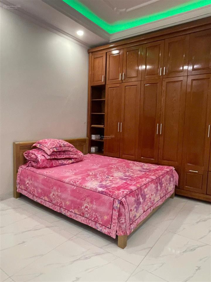 Nhà 3 tầng hẻm đường nguyễn quyền  giáp trường ptth hermann gmeiner giá 11 tỷ.