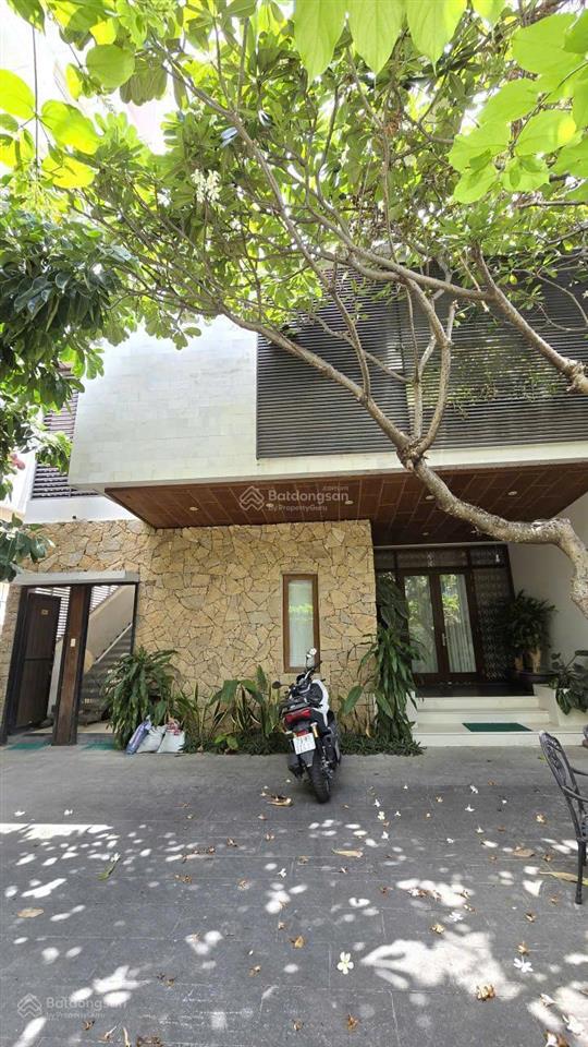 Biệt thự vườn 3 tầng sát đường phạm văn đồng, view biển cực chill. giá 30 tỷ