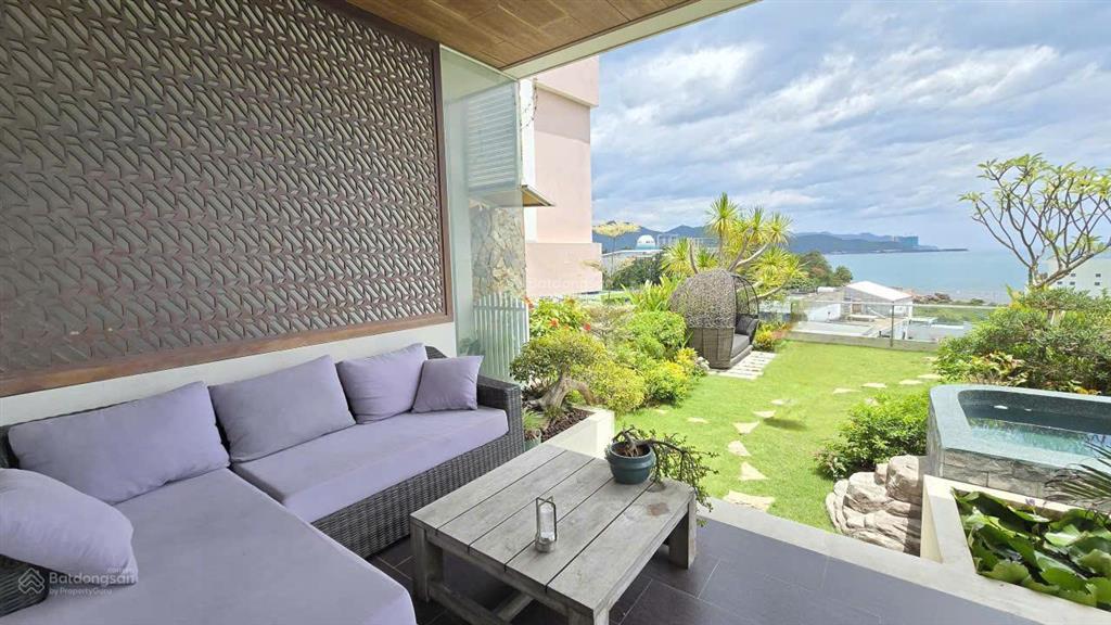 Biệt thự vườn 3 tầng sát đường phạm văn đồng, view biển cực chill. giá 30 tỷ