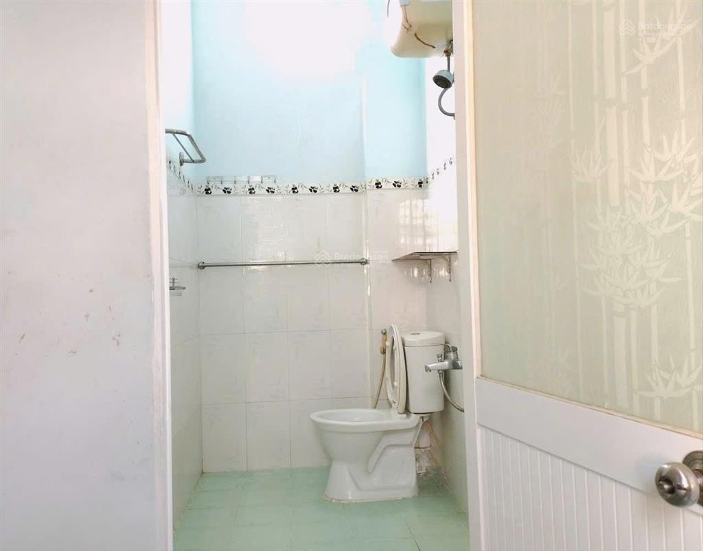 Nhà hẻm lê hồng phong, gần thích quảng đức * hẻm xe máy dài 100m * giá 2,250 tỷ